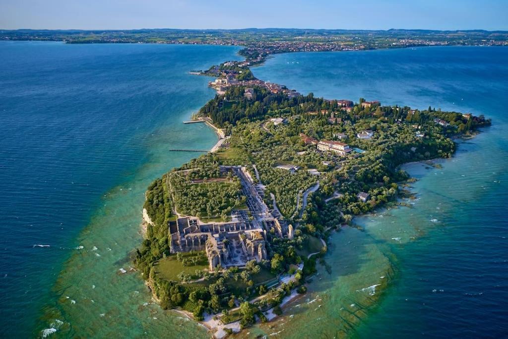 -Piscina E Parcheggio- Casa A Pochi Passi Dal Lago Padenghe sul Garda Exterior photo